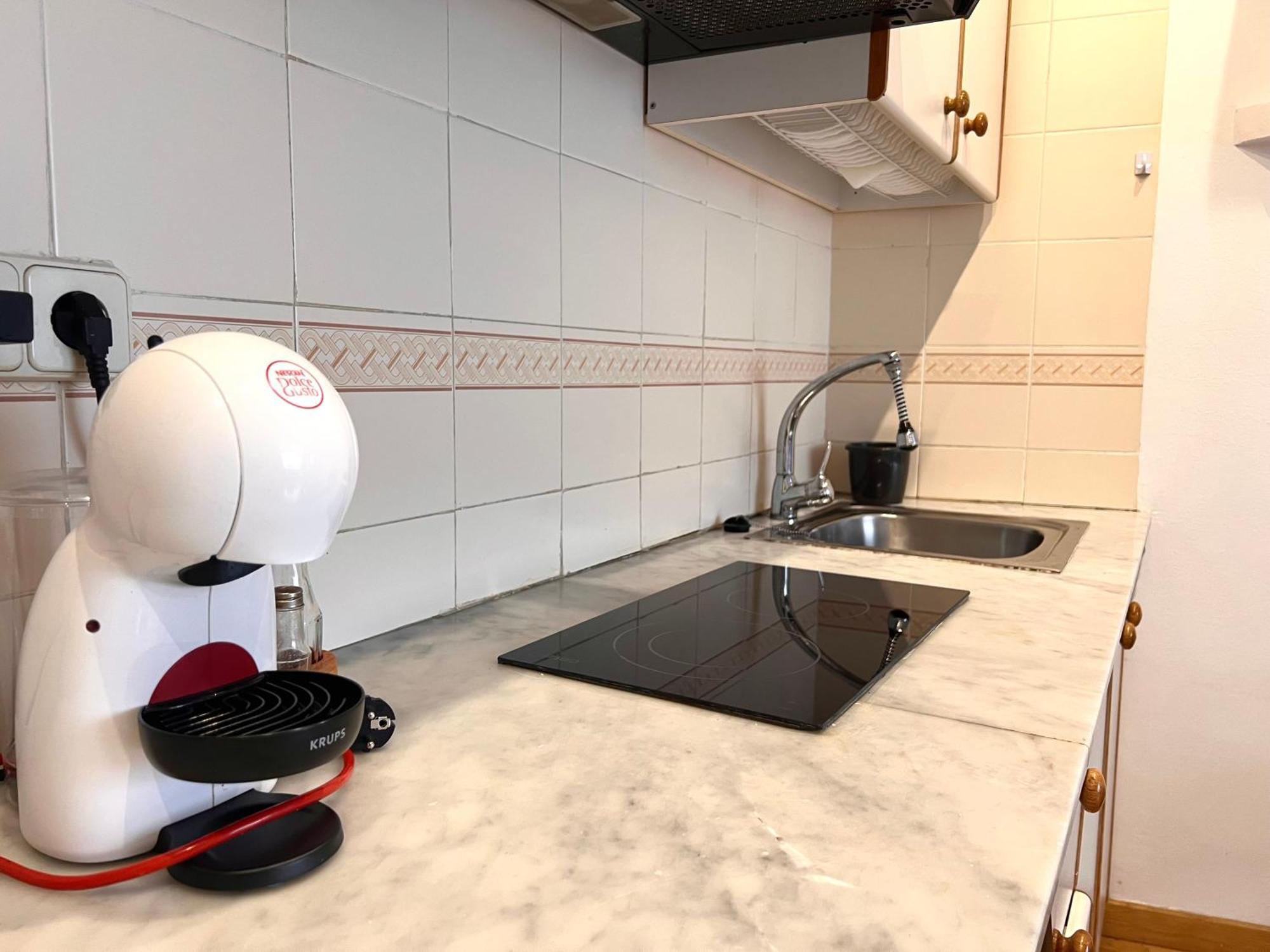 Apartamento Centrico Con Parking - L'Amfitriona リアルプ エクステリア 写真